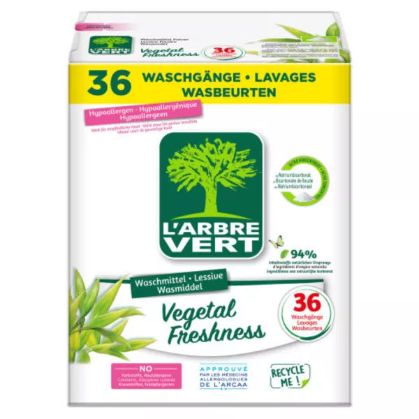 Umweltfreundliches L'Arbre Vert Waschpulver mit erfrischender pflanzlicher Frische für saubere, strahlende Wäsche.