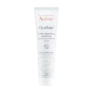 Beruhigt, repariert und schützt empfindliche, gereizte Haut mit der Avène Cicalfate+ Reparativen Creme, jetzt erhältlich auf vitamister.ch