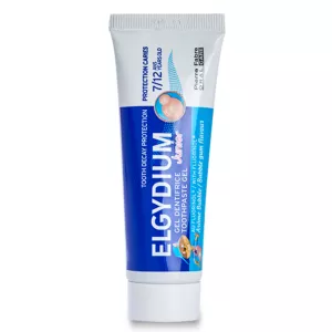 Tube der ELGYDIUM Junior Bubblegum Zahnpasta mit Kaugummi-Geschmack für Kariesschutz bei Kindern im Alter von 7 bis 12 Jahren.