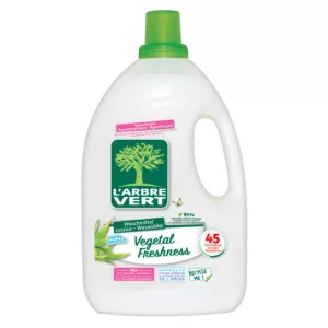 Lessive Écologique L'Arbre Vert Vegetal Freshness, flacon de 2.025L avec bouchon vert, 94% d'ingrédients naturels, certifiée Ecolabel, pour 45 lavages.